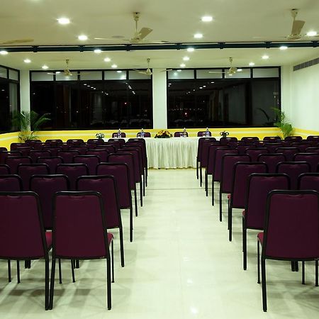 Hotel Green Dreams Kochi Εξωτερικό φωτογραφία