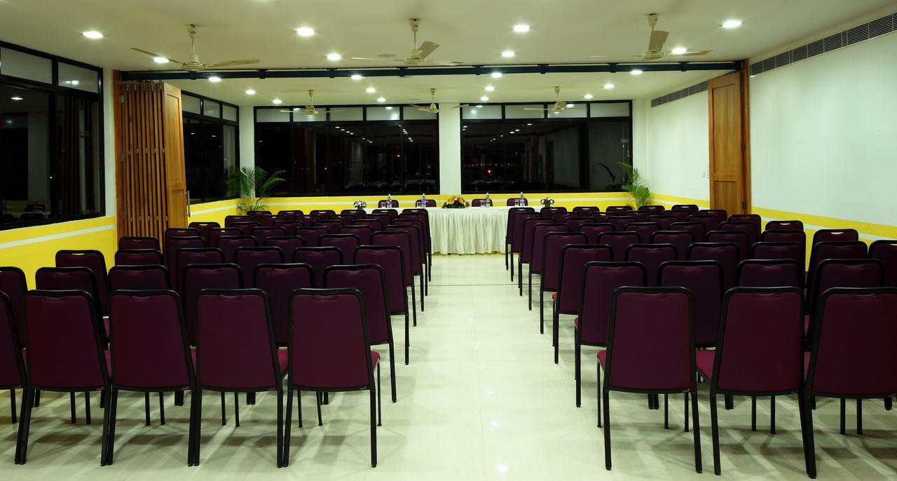 Hotel Green Dreams Kochi Εξωτερικό φωτογραφία