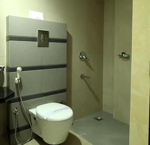 Hotel Green Dreams Kochi Εξωτερικό φωτογραφία